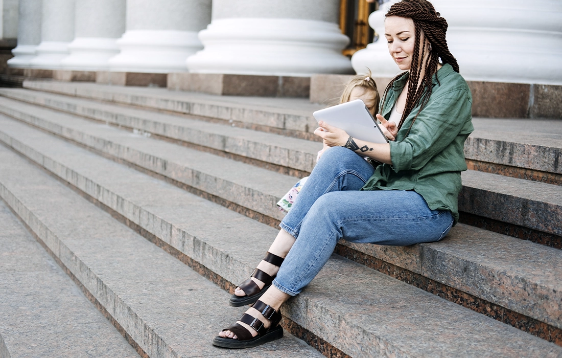 Top 5 sandalias negras para mujer: mejora tu outfit | Impuls